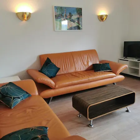 Vogelsang Im Schwarzwald * 曼斯特陶